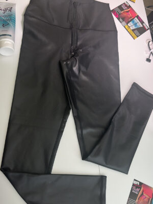 LEGG-CUERINA black